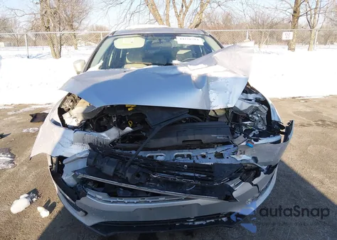 2018 Ford Focus Titanium from USA, damaged, VIN 1FADP3J20JL283357